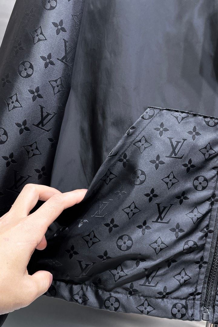 Louis Vuitton Outwear